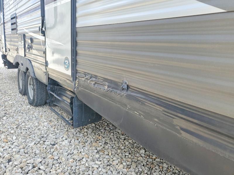 2018 2018 Heartland Pione Recreational Vehicle (rv)