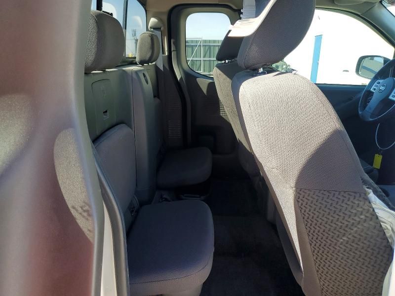 2018 Nissan Frontier sv