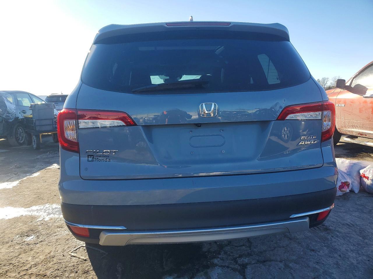 2022 Honda Pilot Elite