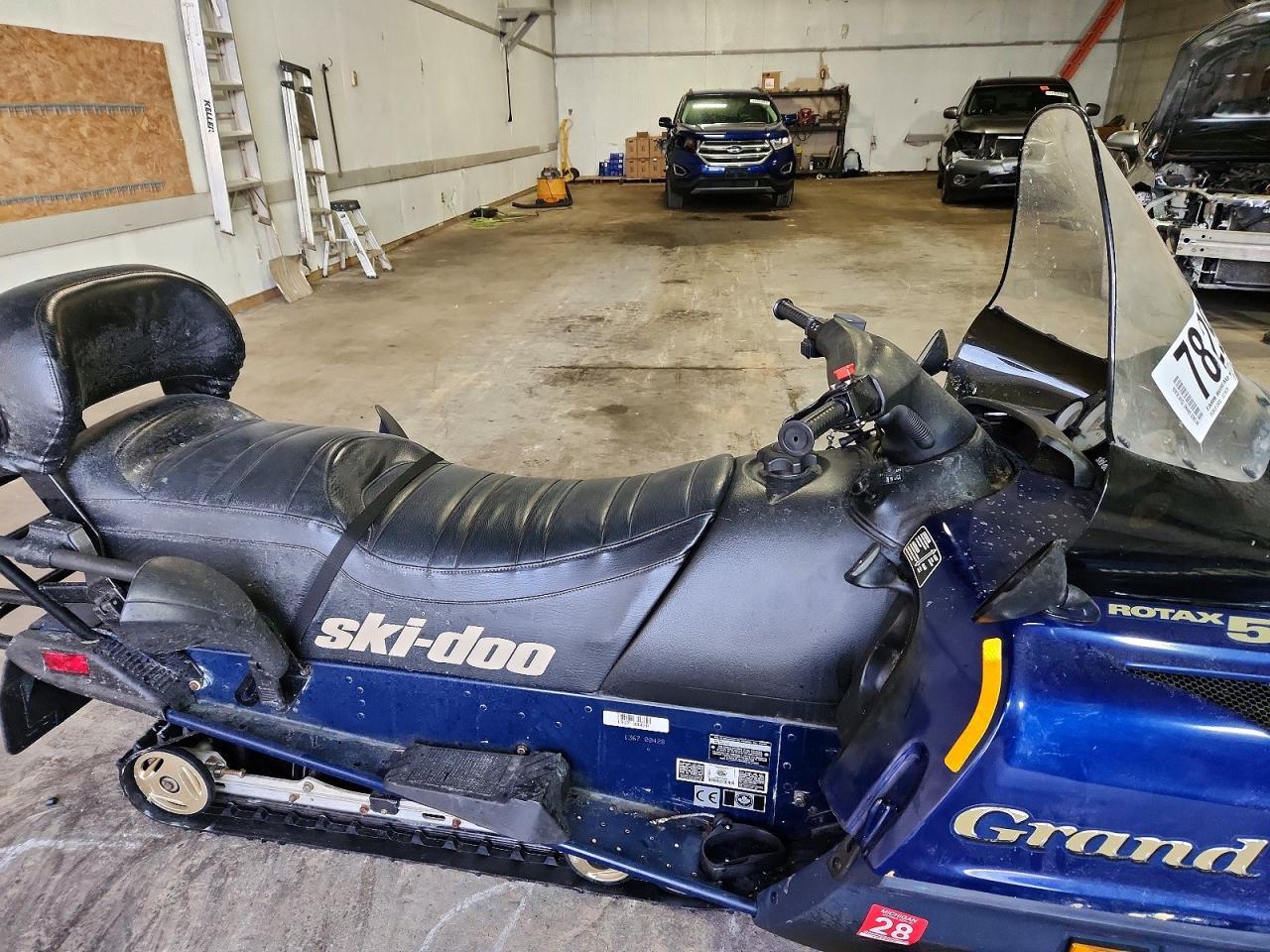 1999 Skidoo 1999 Skidoo Grand Touring