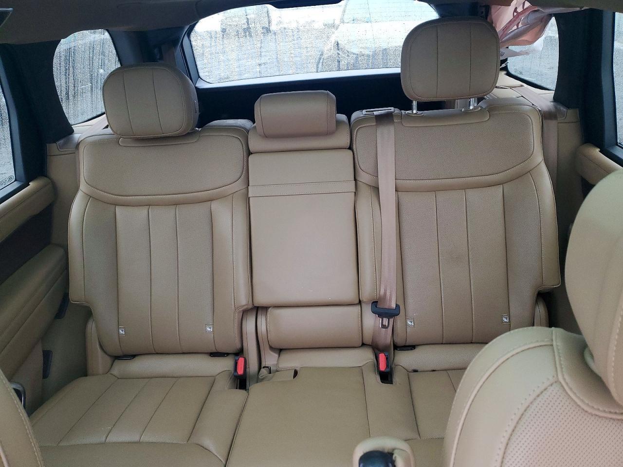2025 Land Rover Range Rover se