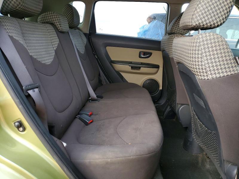 2012 KIA Soul +