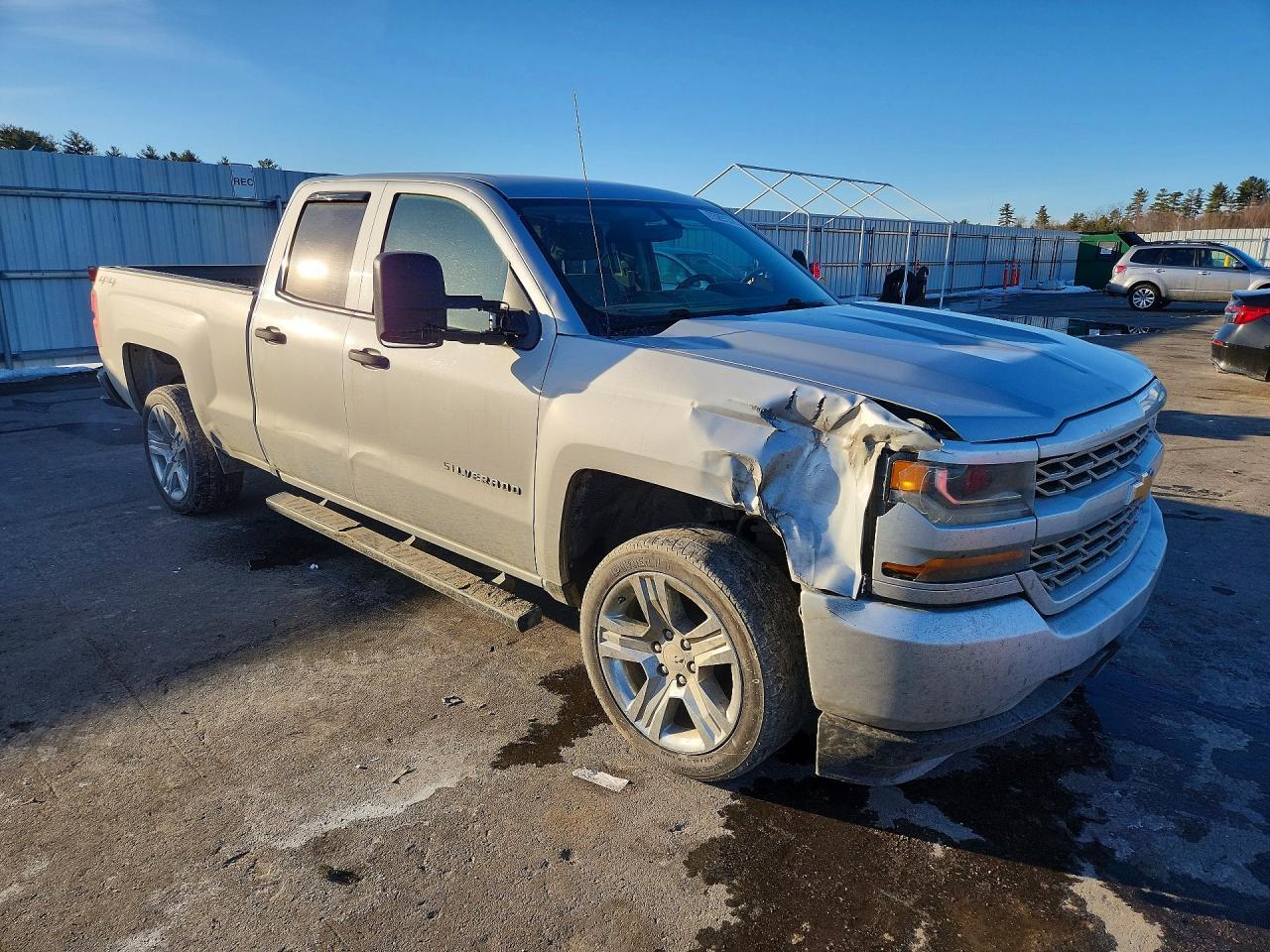 2017 Chevrolet Silverado K1500 Custom