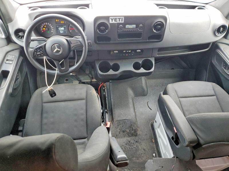 2021 Mercedes-Benz Sprinter 2500
