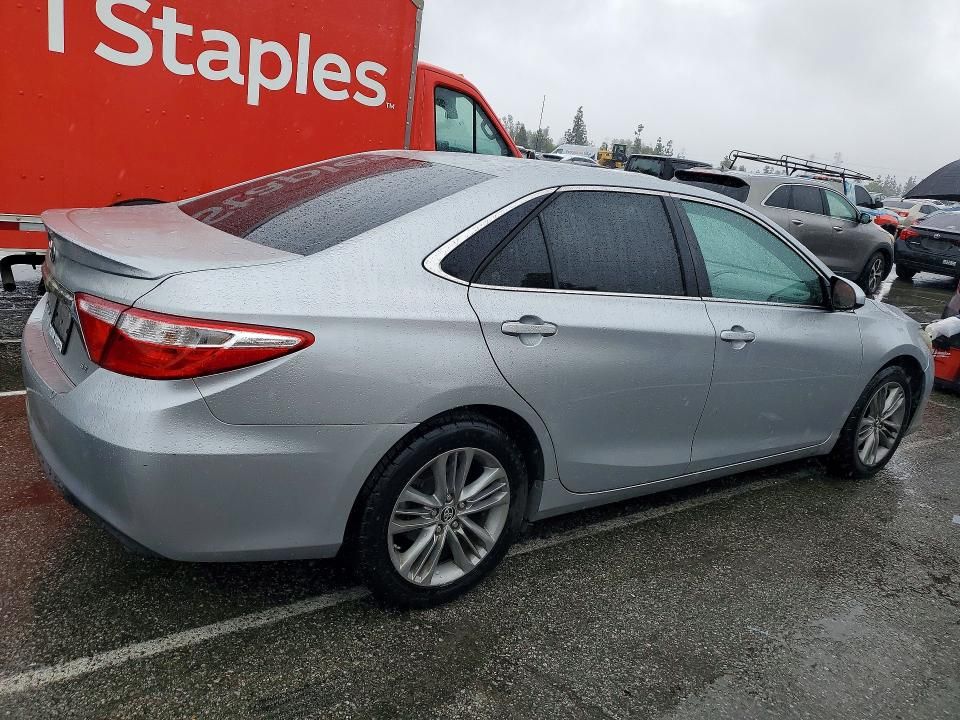 2015 Toyota Camry le