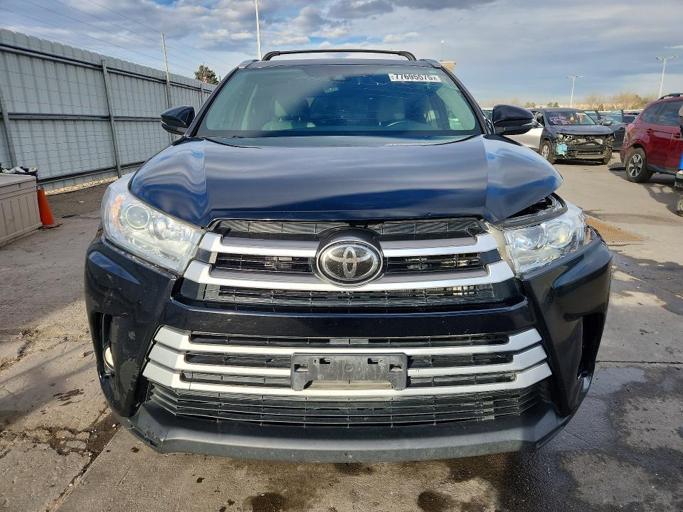 2018 Toyota Highlander xle