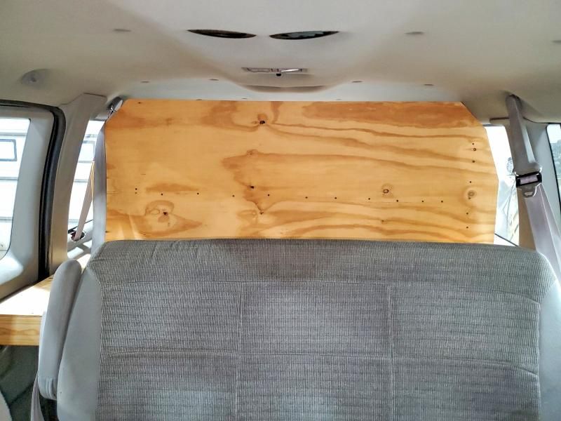 2001 Ford Econoline E350 Super Duty Wagon