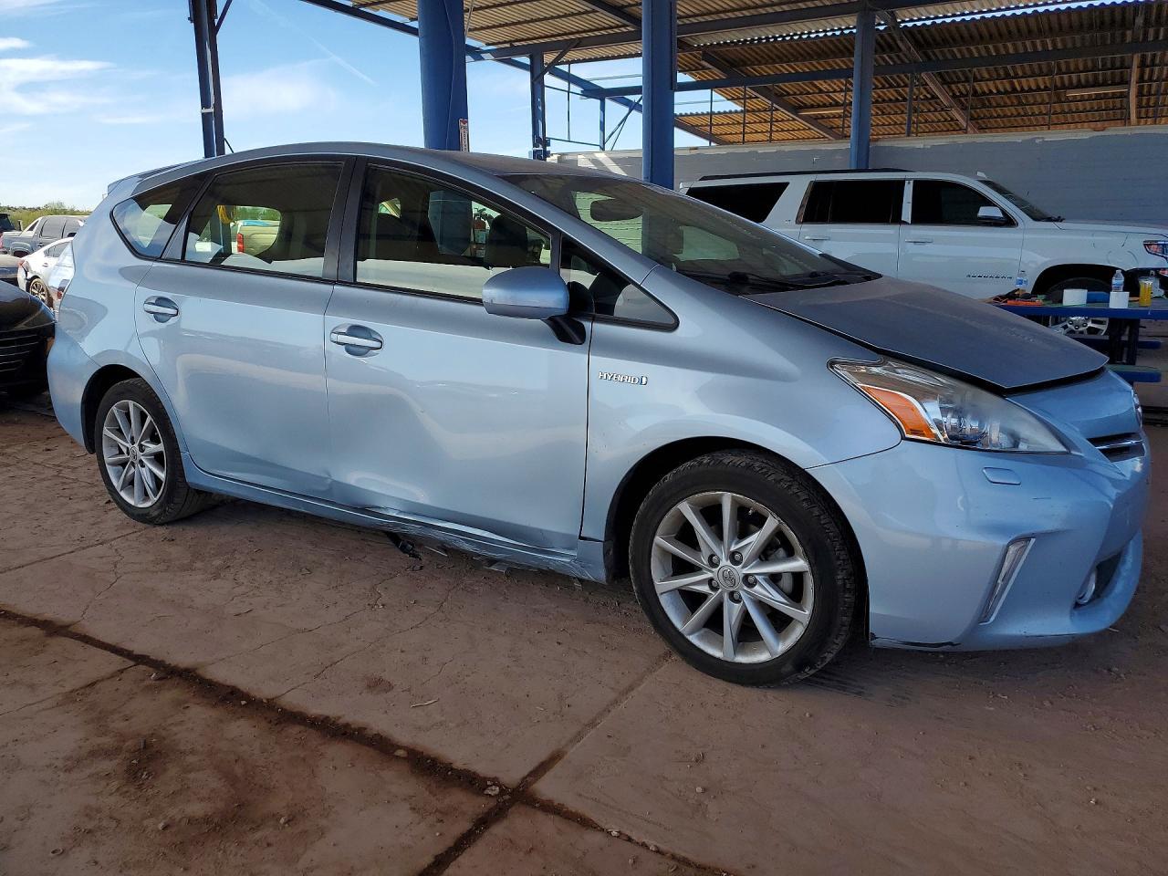 2012 Toyota Prius v Five