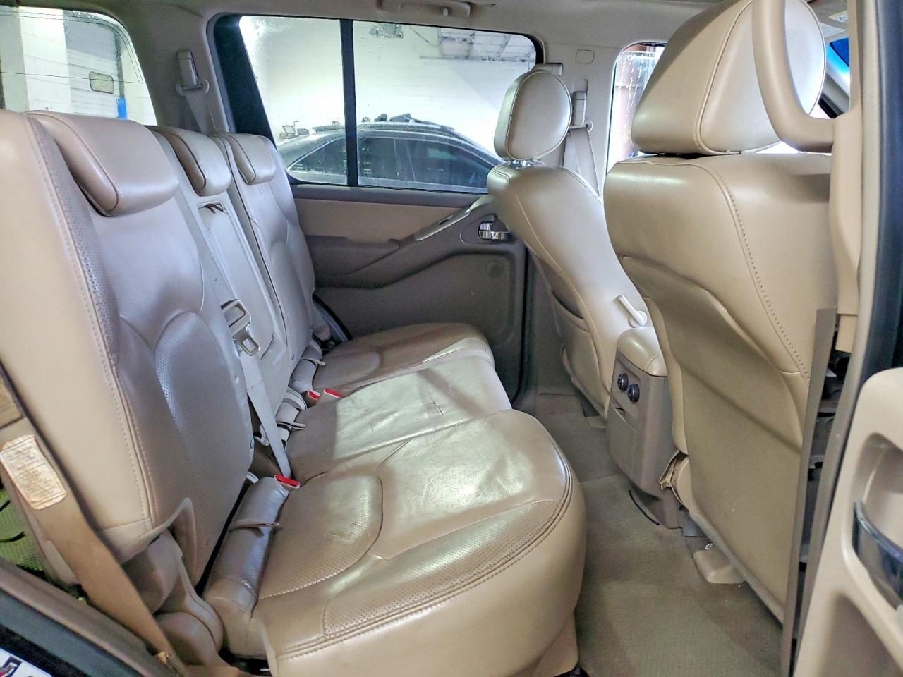 2008 Nissan Pathfinder s