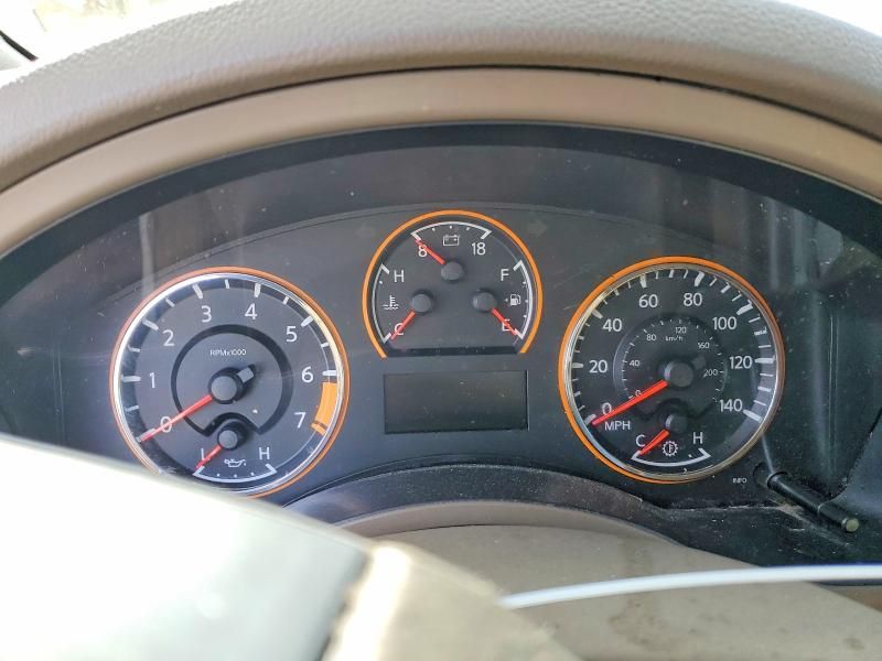 2015 Nissan Armada sv