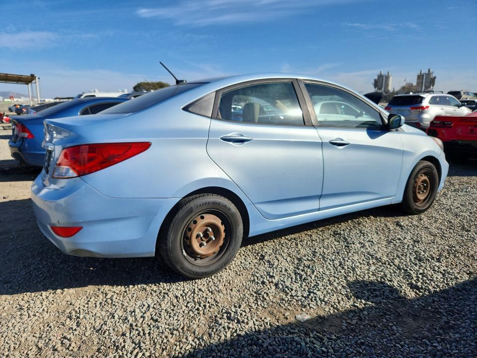 2013 Hyundai Accent gls