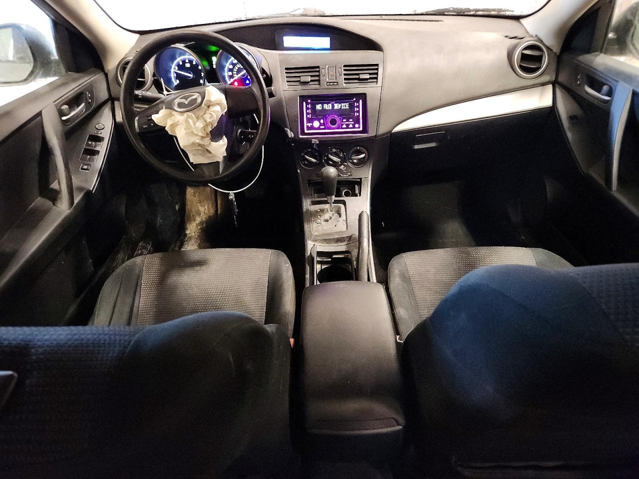 2013 Mazda 3 I