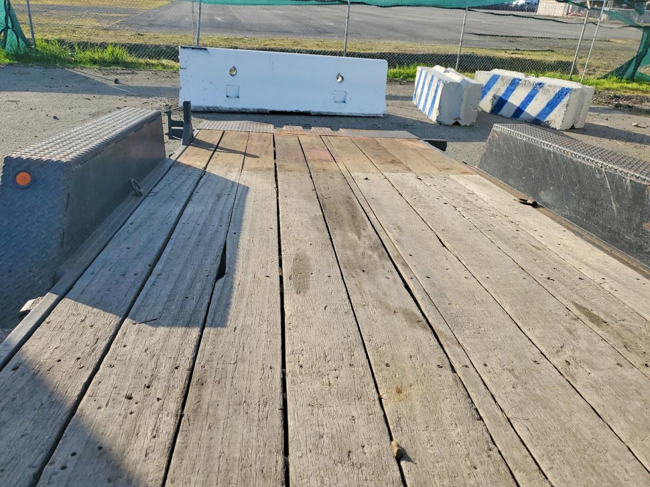 2014 Walt 2014 JRW Tilt Deck Equipment Trailer