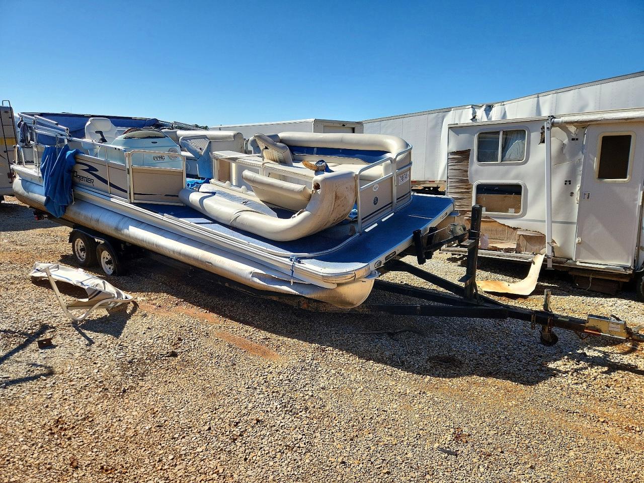 2004 Premier Pontoon