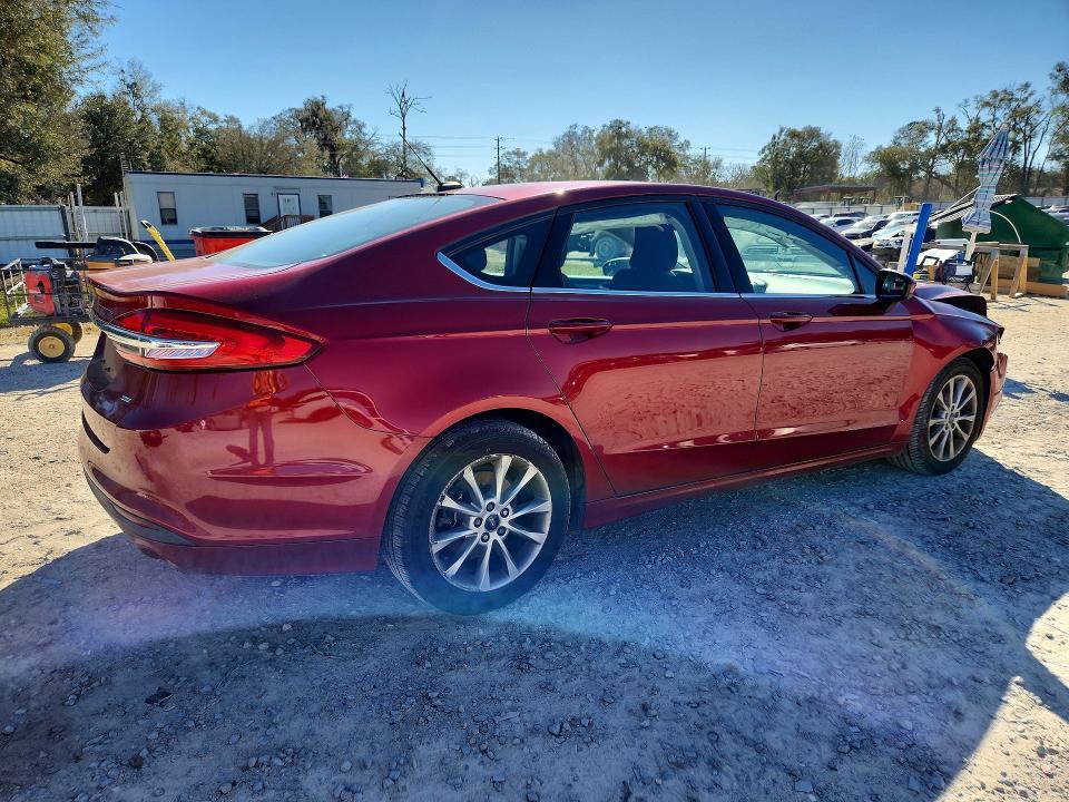 2017 Ford Fusion se