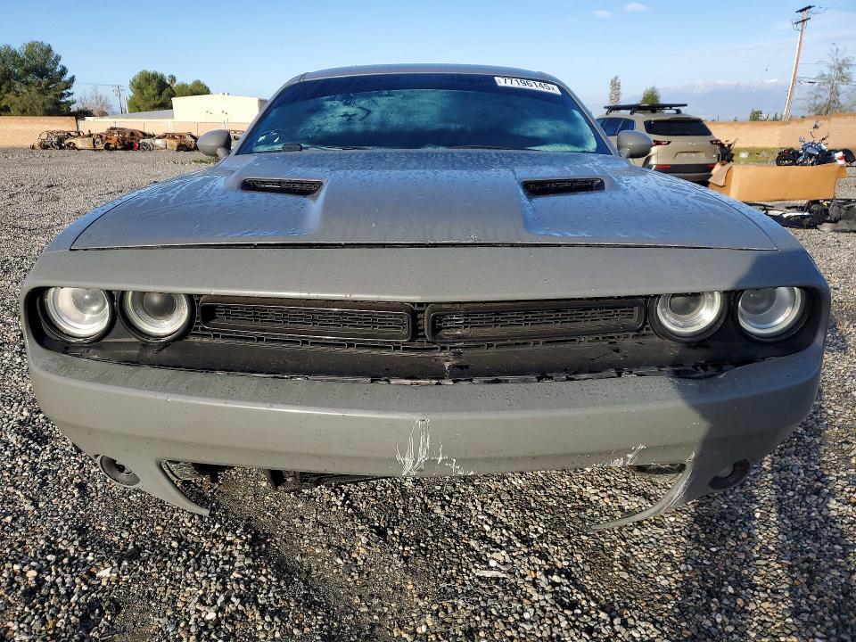 2018 Dodge Challenger sxt