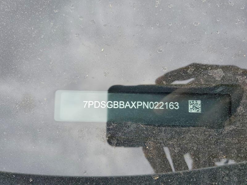 2023 Rivian R1S Adventure