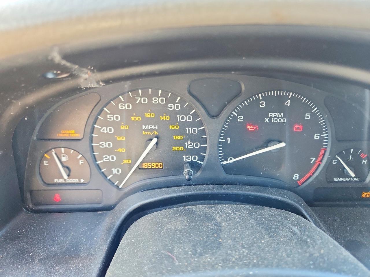 2001 Saturn Lw200