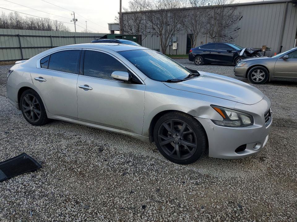 2014 Nissan 2014 Niss Maxima s