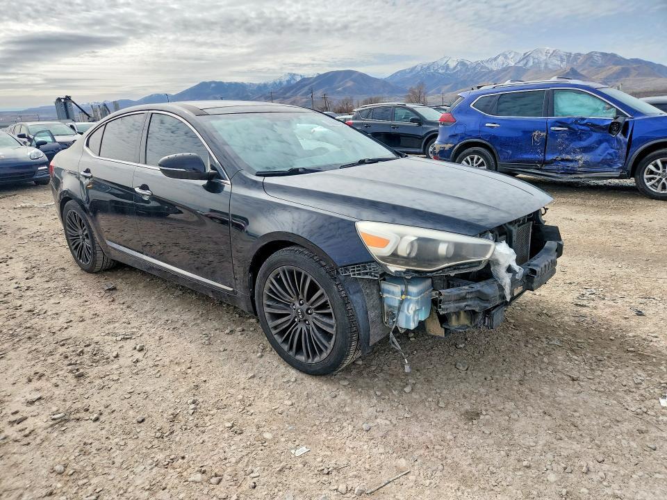 2014 KIA Cadenza Limited