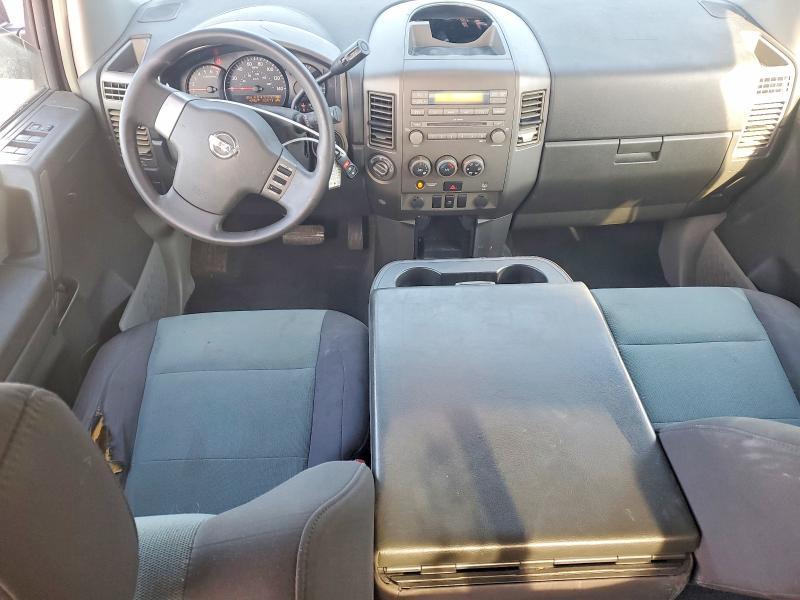 2004 Nissan Titan XE