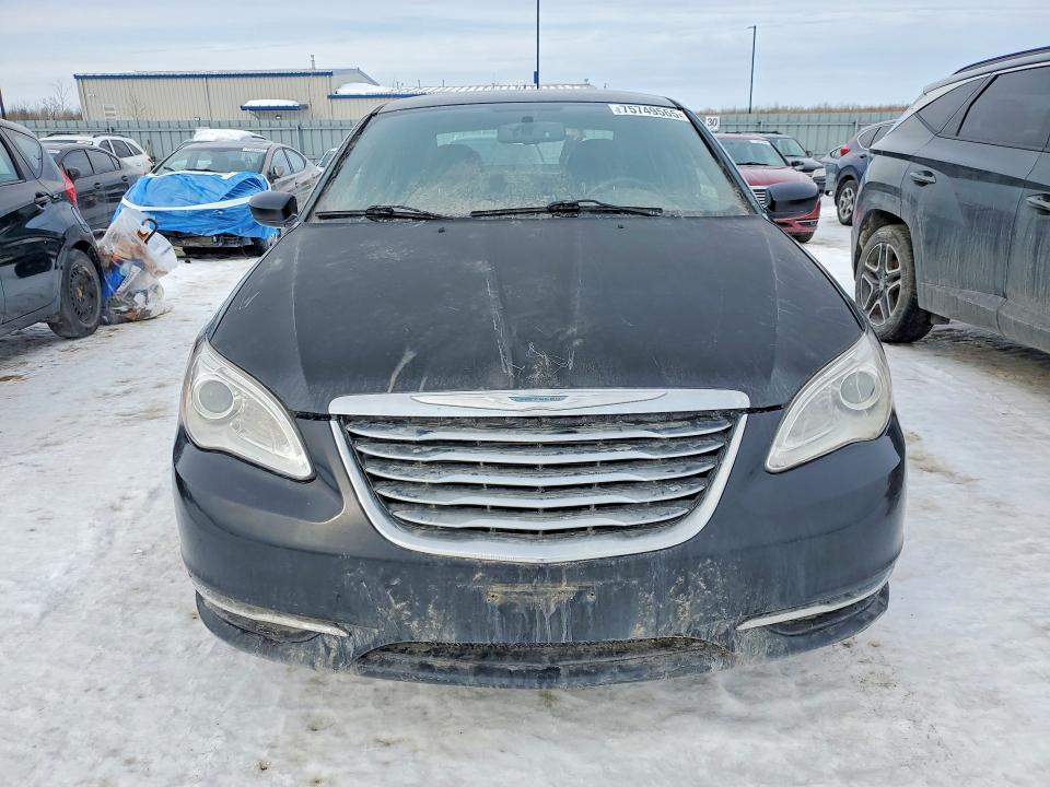 2013 Chrysler 200 lx