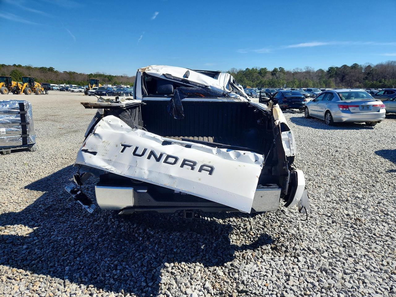 2024 Toyota Tundra Limited HV