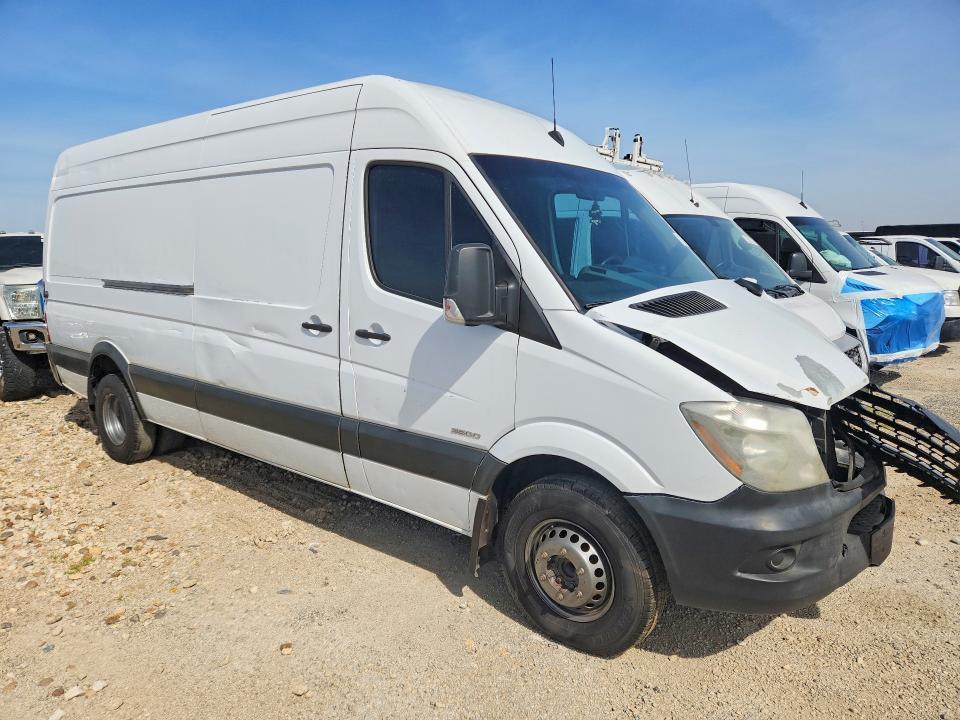 2014 Freigliner 2014 Benz Sprinter Cab & Chass