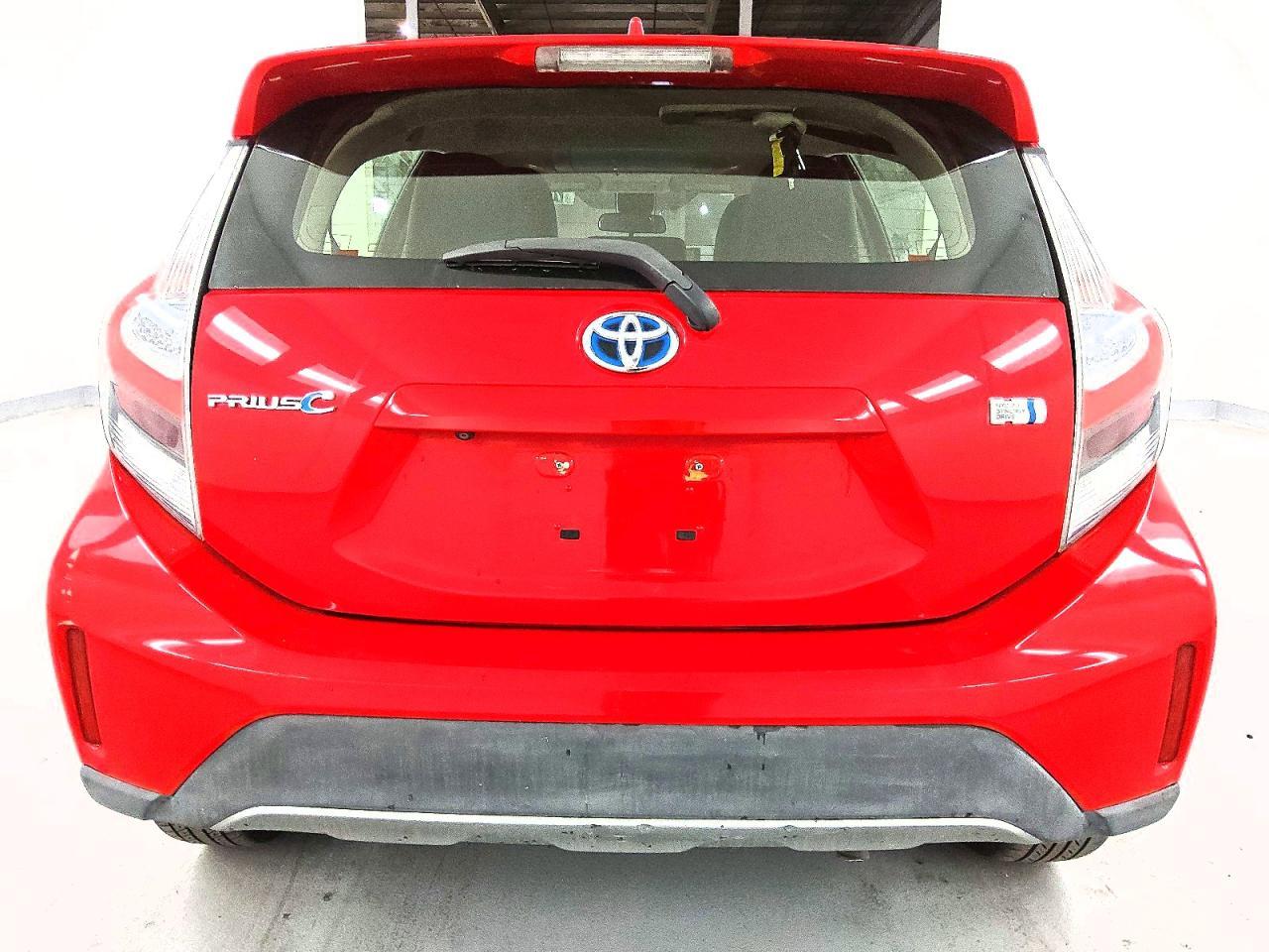 2018 Toyota Prius c Three