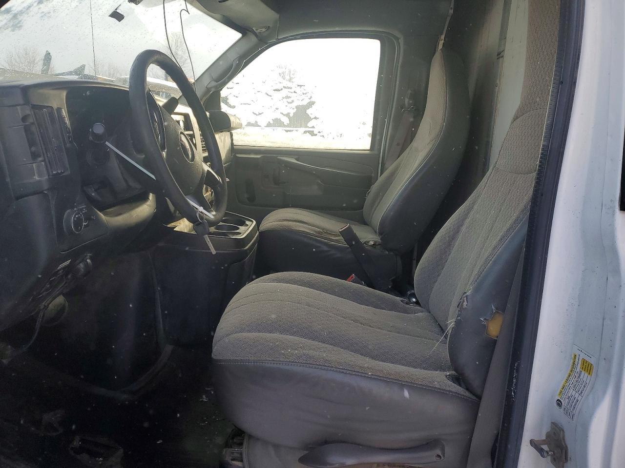 2015 GMC Savana Cutaway G3500