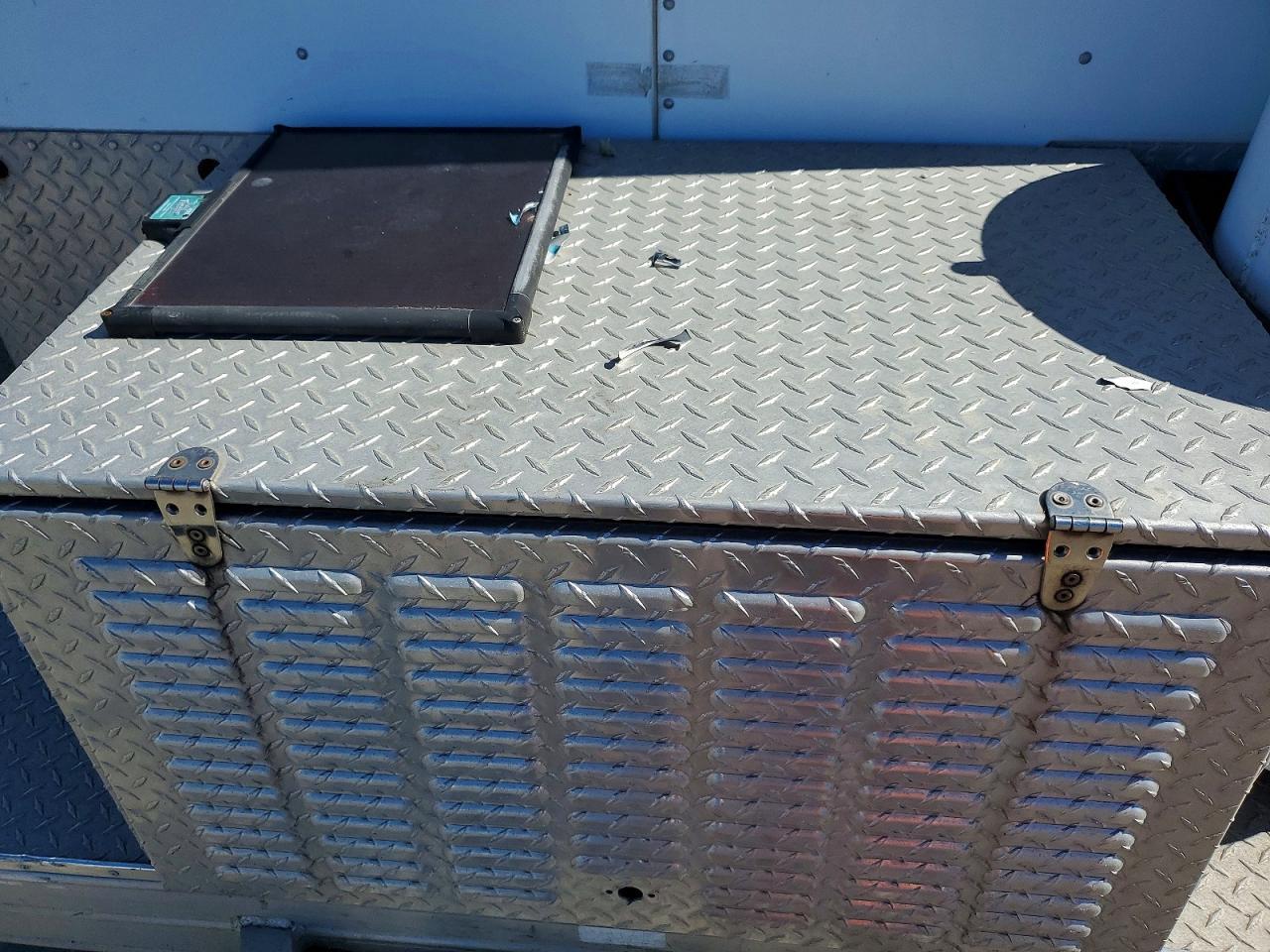 2000 Featherlite Fiber Optic Splicing Trailer