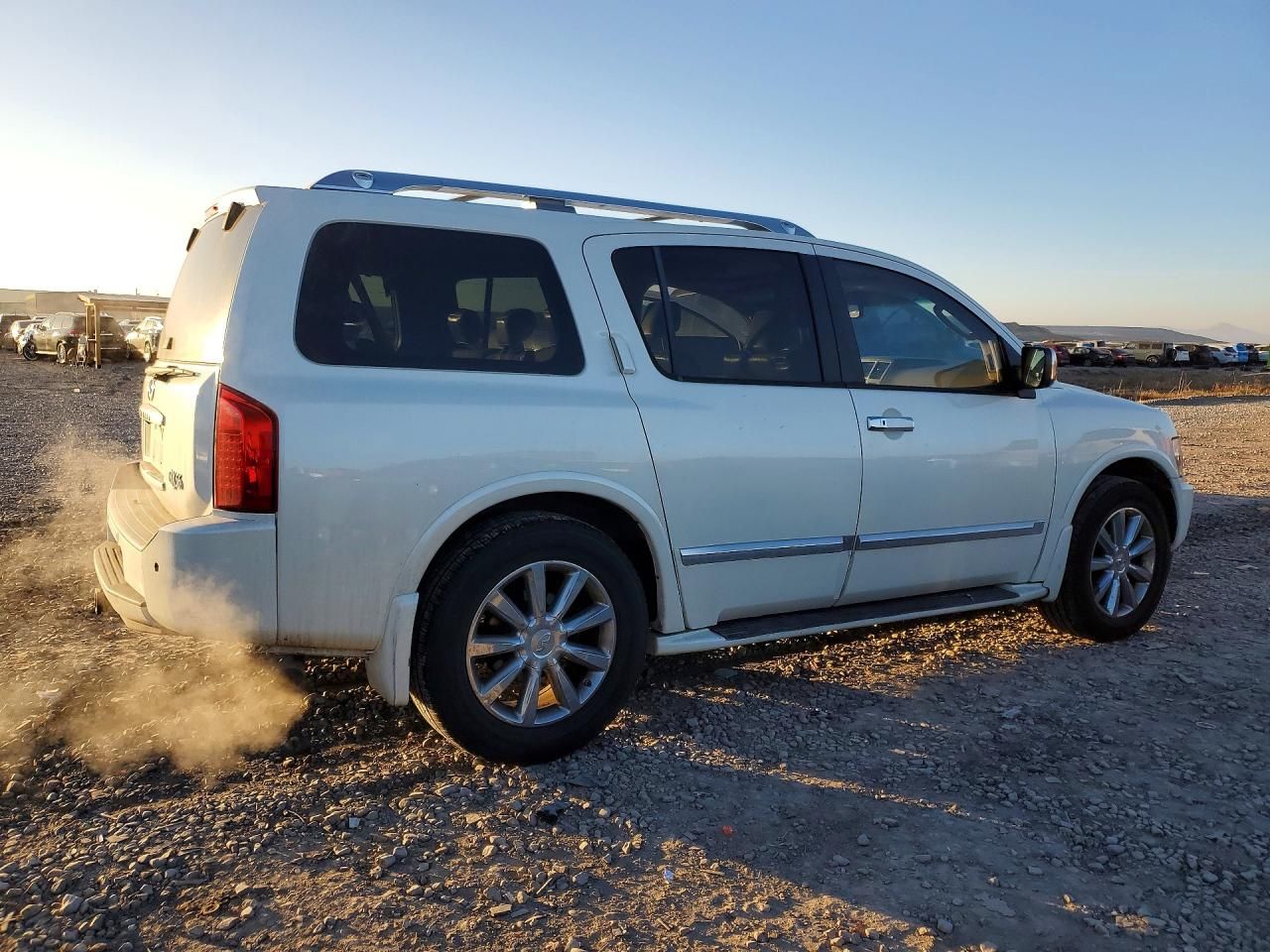 2010 Infinity Qx56