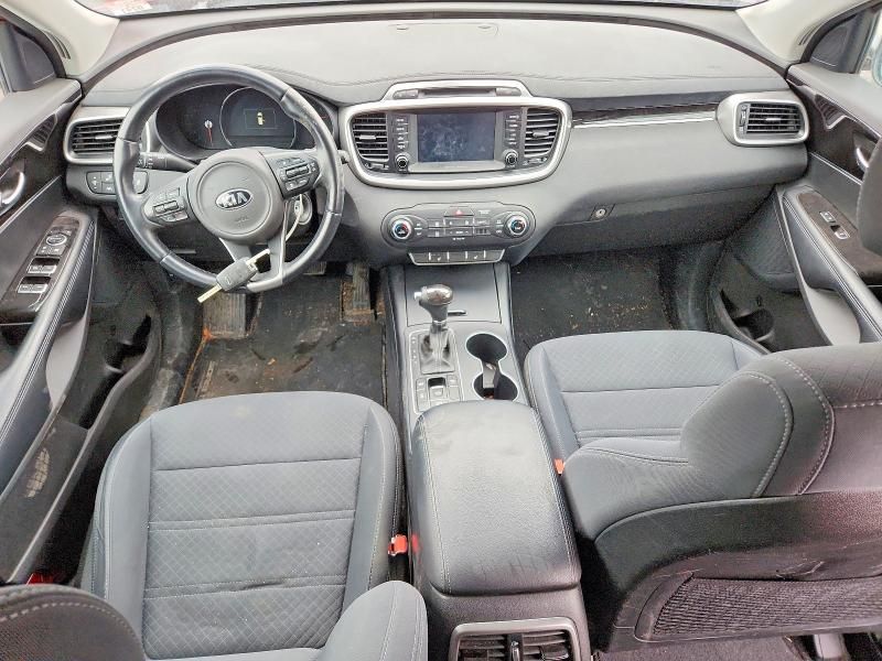 2018 KIA Sorento lx V6