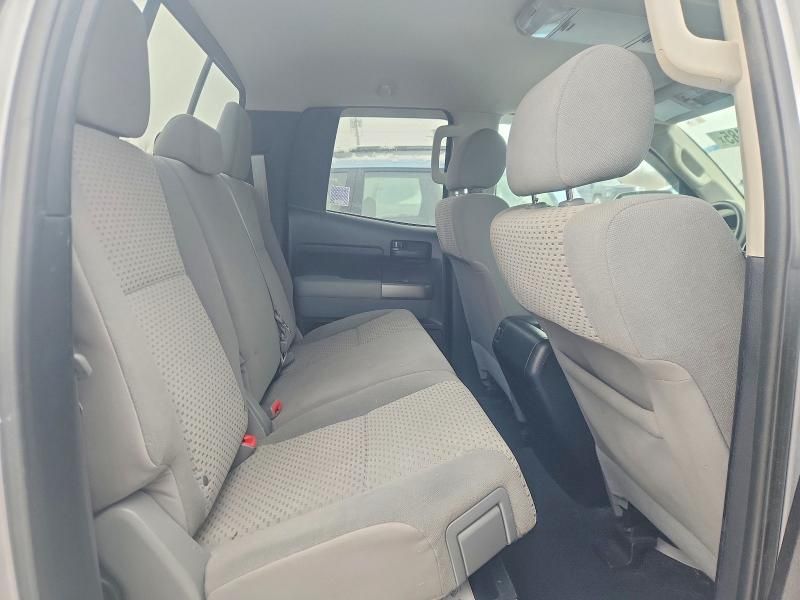 2013 Toyota Tundra Double cab SR5