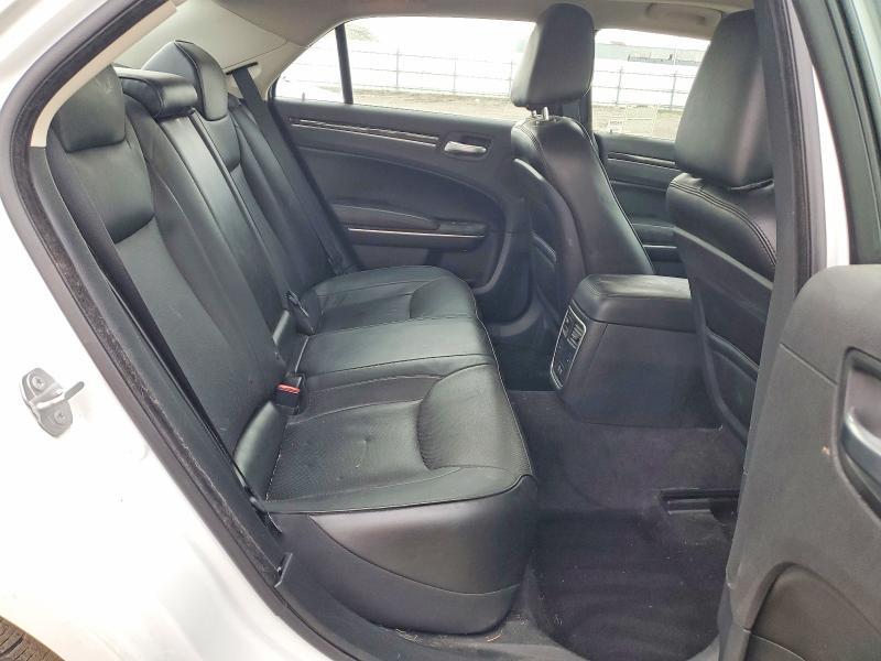 2018 Chrysler 300 Limited