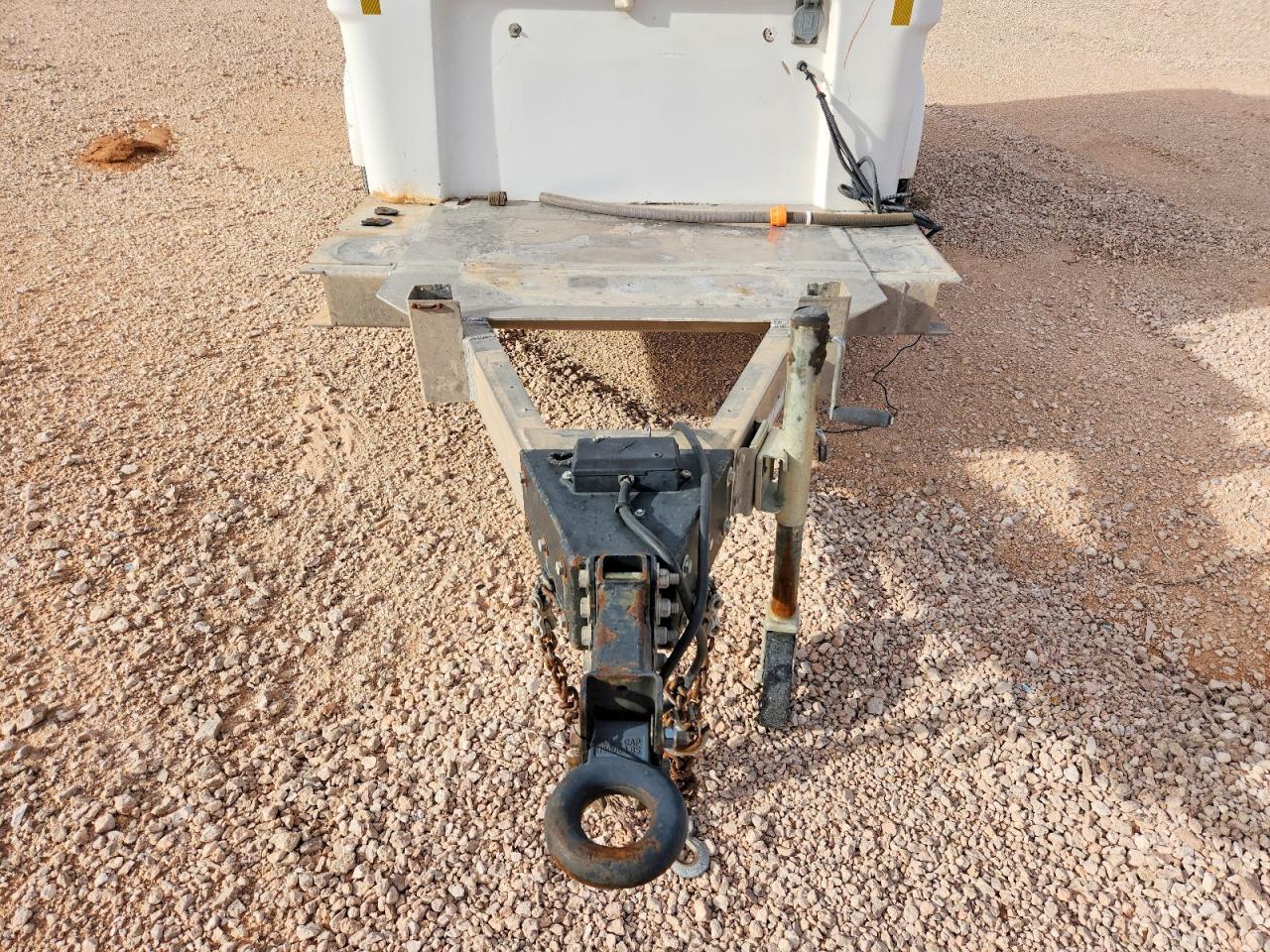 2014 Pelsue 2000 Featherlite Fiber Optic Splicing Trailer