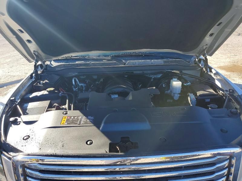 2020 GMC Yukon xl C1500 slt