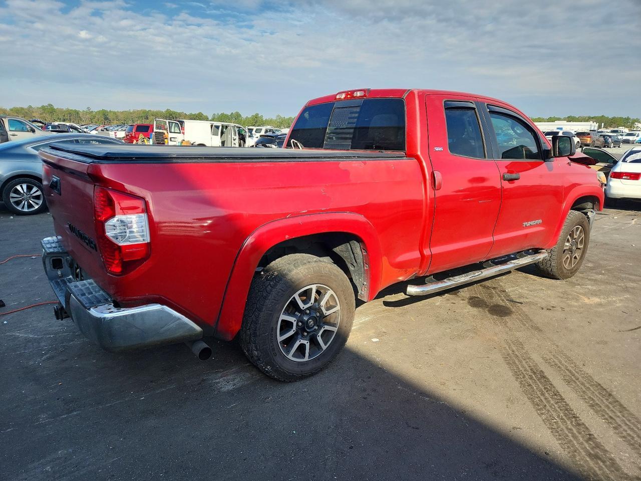 2014 Toyota Tundra SR5