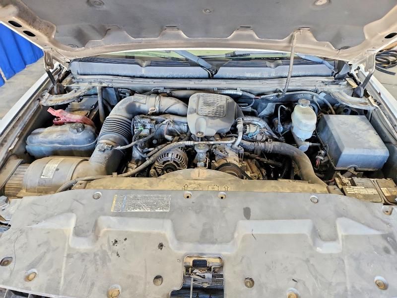 2008 Chevrolet Silverado Flatbed Truck