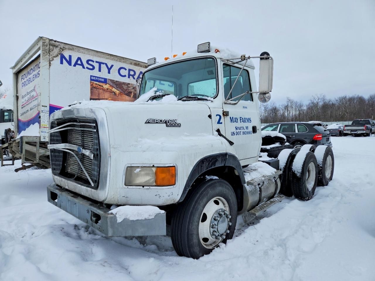 1995 Ford LTA 9000 Semi Truck