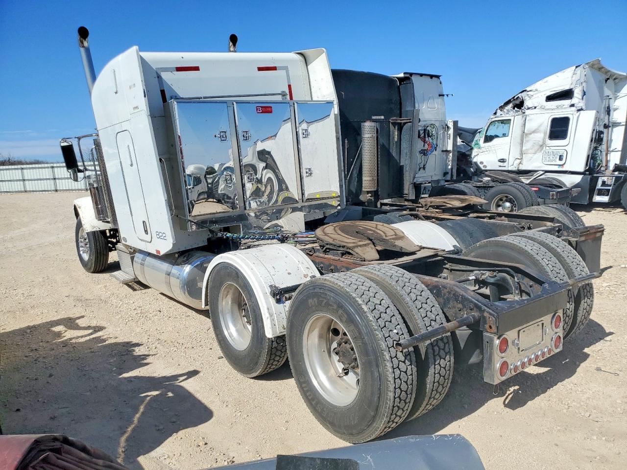 2007 Peterbilt Tractor 379-Semi Truck