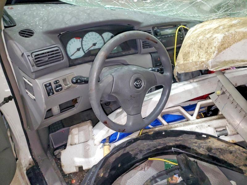 2003 Toyota Corolla le