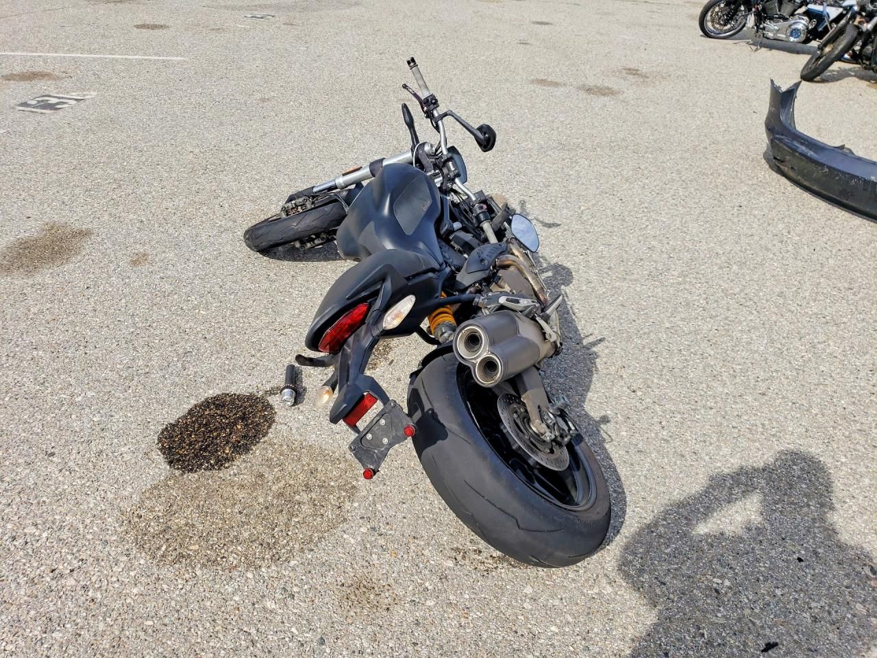 2015 Ducati Monster 821