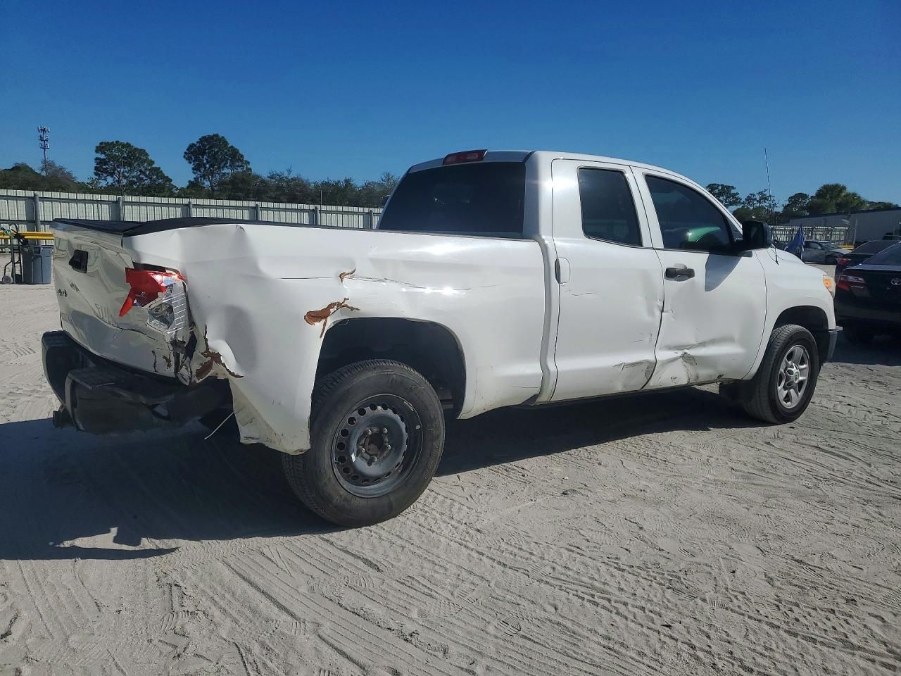 2017 Toyota Tundra Double cab sr