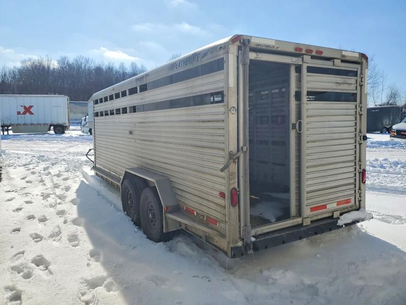 1998 Featherlite Mfg Inc 1998 Featherlite Horse Trailer
