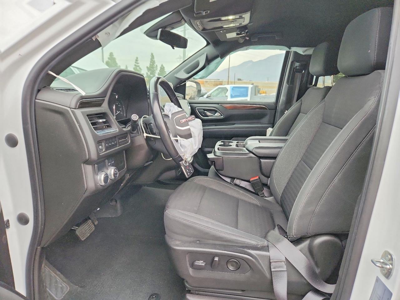 2021 GMC Yukon sle