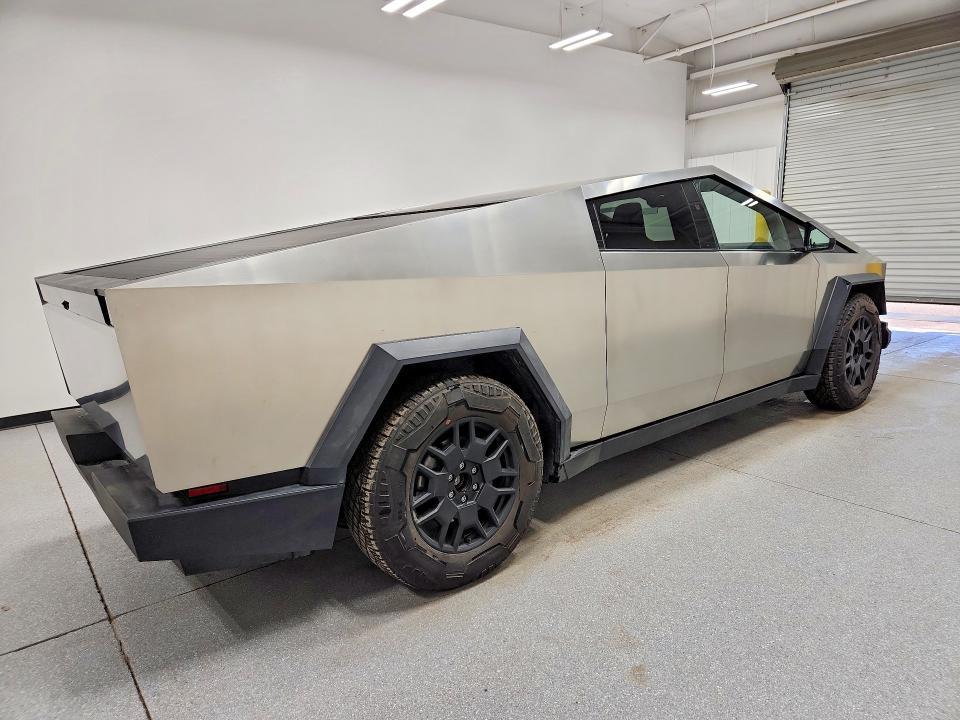 2024 Tesla Cybertruck
