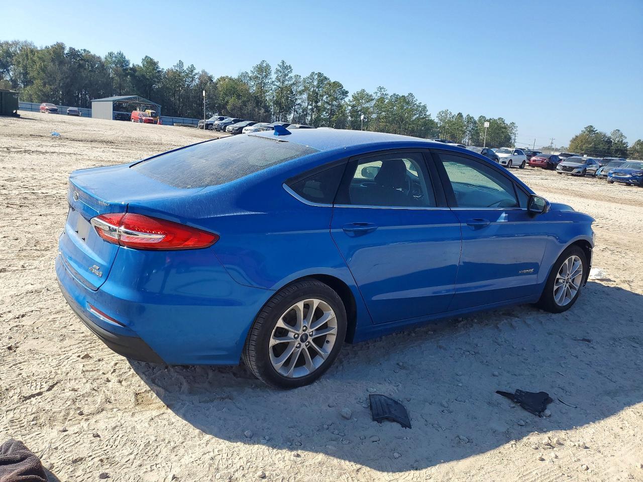 2019 Ford Fusion se