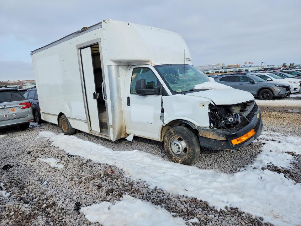 2021 Chevrolet Express Delivery Truck