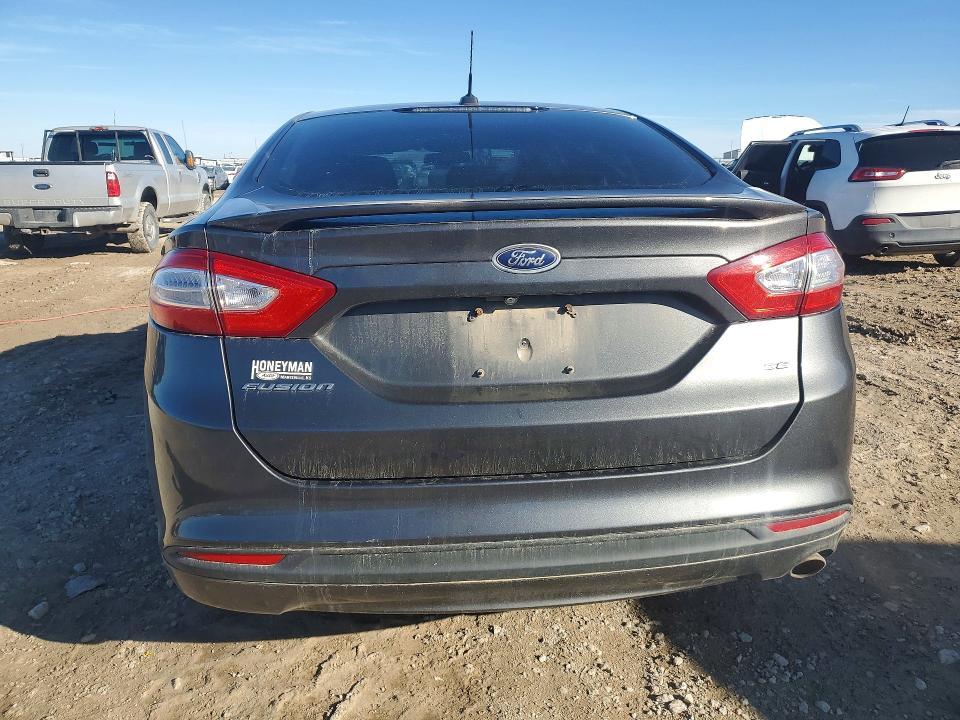 2016 Ford Fusion se